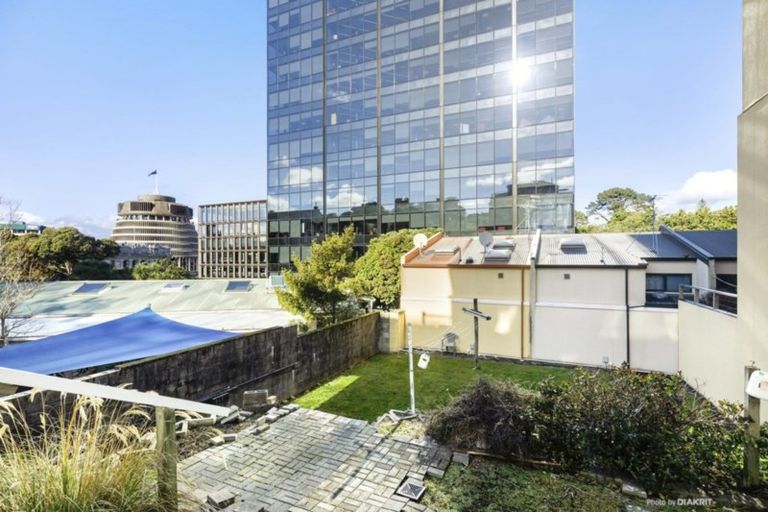 Photo of property in 81 Hill Street, Thorndon, Wellington, 6011