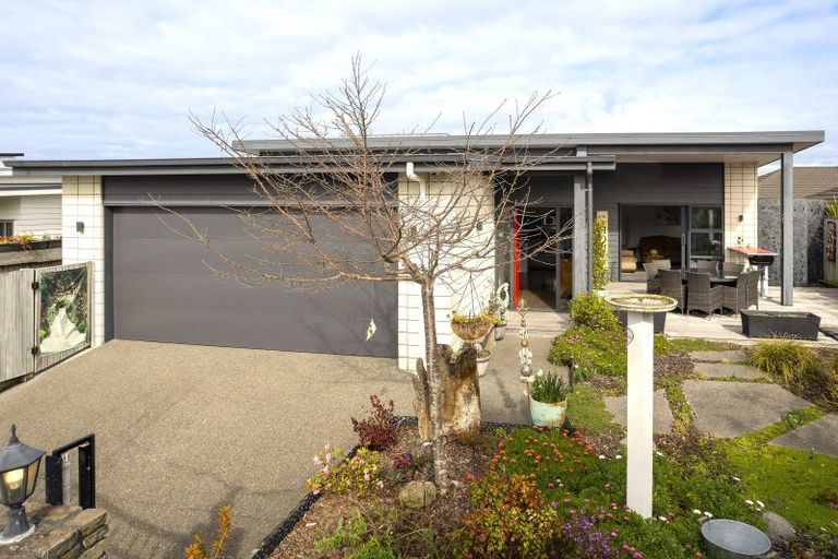 Photo of property in 47 Excelsa Place, Papamoa Beach, Papamoa, 3118