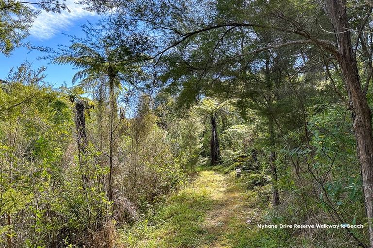 Photo of property in 36 Nyhane Drive, Ligar Bay, Takaka, 7183