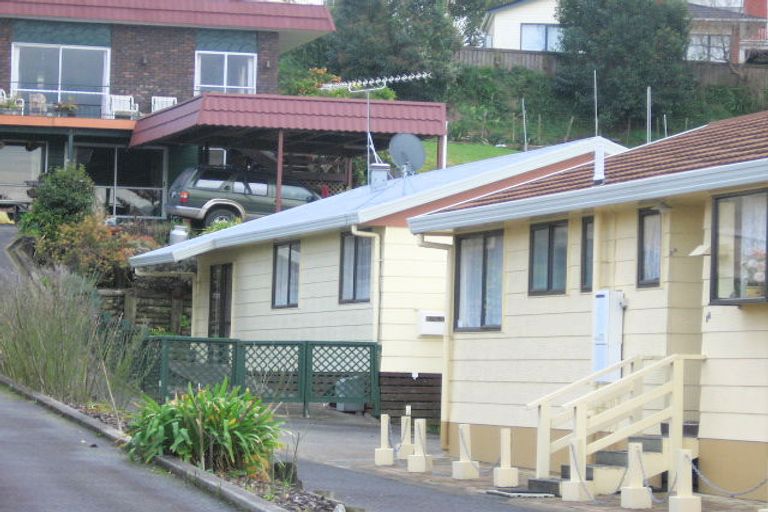 Photo of property in 2 Rothwell Street, Dinsdale, Hamilton, 3204