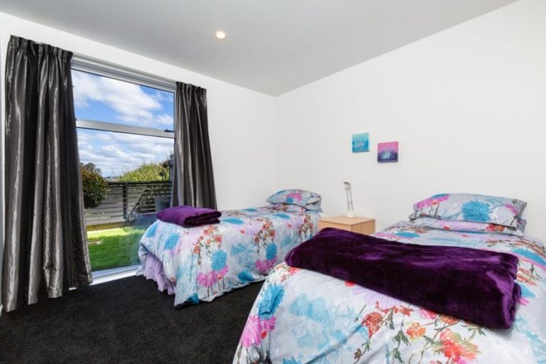 Photo of property in 5 Valley View, Bethlehem, Tauranga, 3110