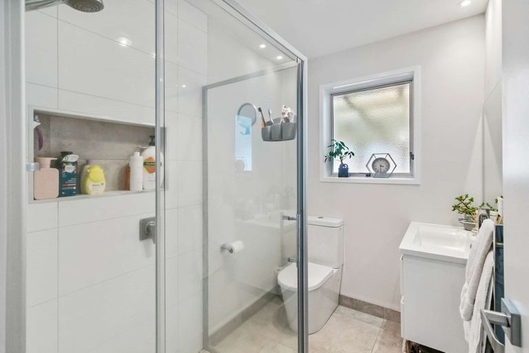 Photo of property in 72 Livingstone Avenue, Nawton, Hamilton, 3200