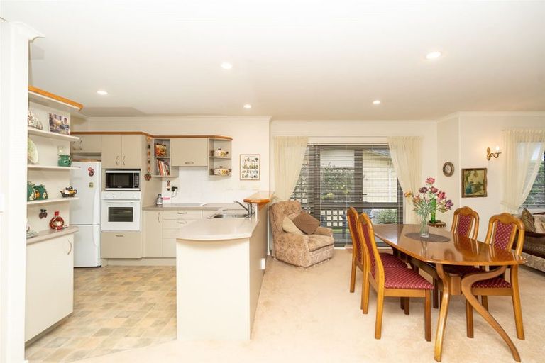 Photo of property in Bramley Gardens, 33/3 Turnbury Court, Rototuna, Hamilton, 3210