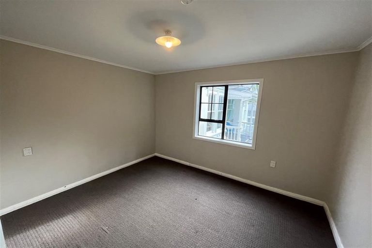 Photo of property in 67 Herald Street, Berhampore, Wellington, 6023