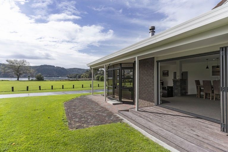 Photo of property in 126 Patiki Place, Whangamata, 3620