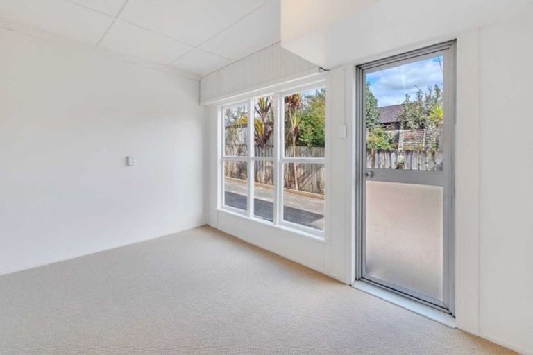 Photo of property in 57 Metcalfe Road, Ranui, Auckland, 0612