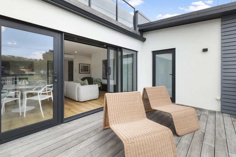 Photo of property in 68a Darlington Road, Miramar, Wellington, 6022