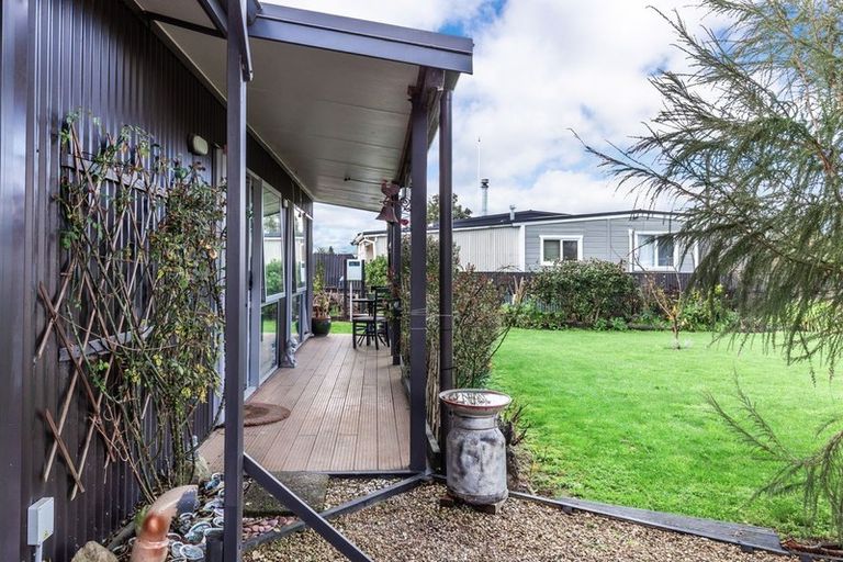 Photo of property in 141 Rangatira Drive, Mangakino, 3421