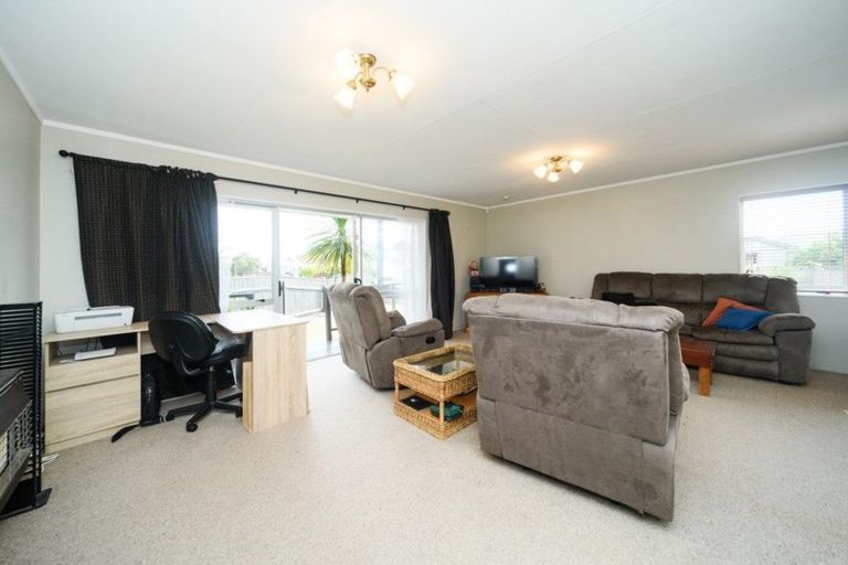 Photo of property in 34 Jupiter Street, Milson, Palmerston North, 4414