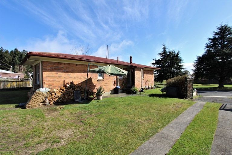 Photo of property in 79 Baird Road, Tokoroa, 3420