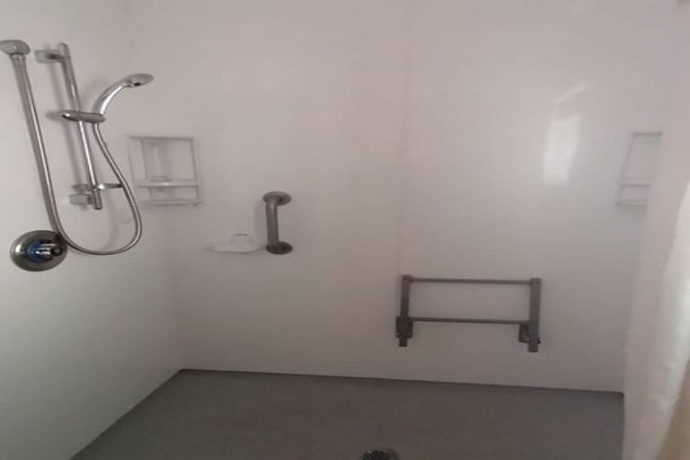 Photo of property in 63 Queen Street, Westport, 7825