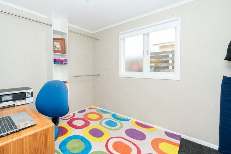 Photo of property in 65 Deanwell Avenue, Melville, Hamilton, 3206