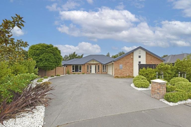 Photo of property in 17 Armour Place, Halswell, Christchurch, 8025