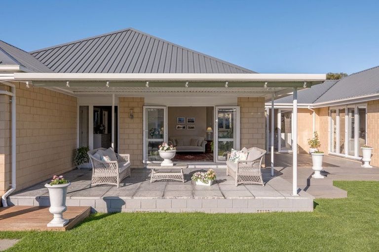 Photo of property in 105a Aorangi Road, Bryndwr, Christchurch, 8053