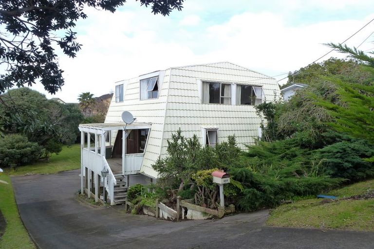 Photo of property in 1267 Whangaparaoa Road, Gulf Harbour, Whangaparaoa, 0930