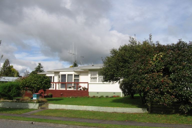 Photo of property in 21 Devon Place, Tokoroa, 3420