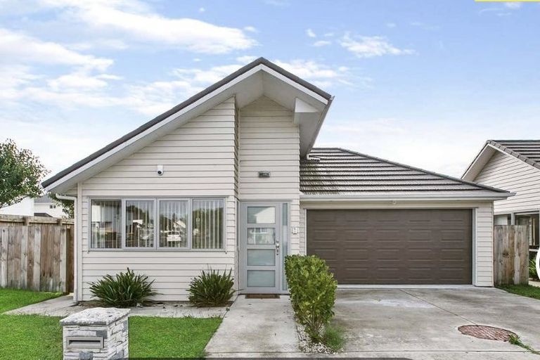 Photo of property in 35 Whekau Drive, Takanini, 2112