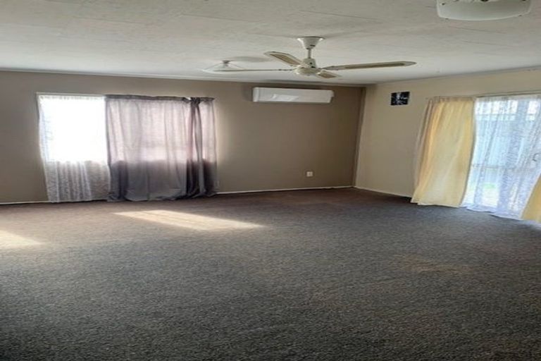 Photo of property in 16 Redwood Drive, Waipukurau, 4200