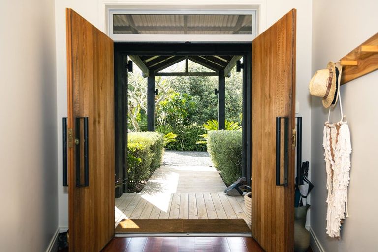 Photo of property in 5b Pumpkin Flat Road, Kuaotunu, Whitianga, 3592