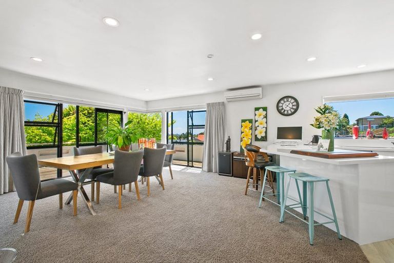 Photo of property in 117 Mangorei Road, Merrilands, New Plymouth, 4312