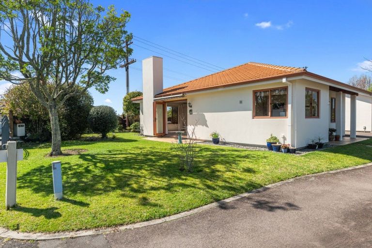 Photo of property in Cotswold Court, 2/8 Cheyne Road, Pyes Pa, Tauranga, 3112