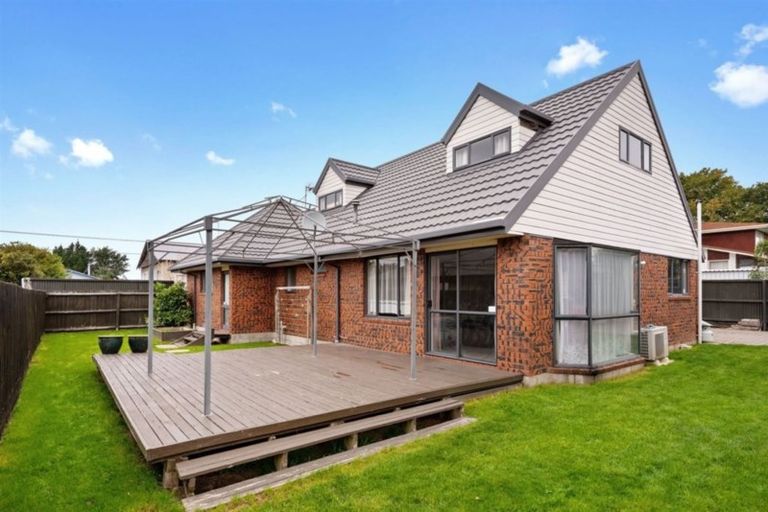 Photo of property in 279a Pages Road, Wainoni, Christchurch, 8061