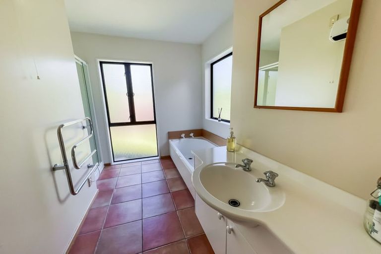 Photo of property in 148 Dyers Pass Road, Cashmere, Christchurch, 8022