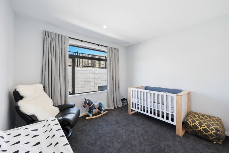 Photo of property in Meadowstone Alpha Series, 28 Sapphire Spring Rise, Wanaka, 9305