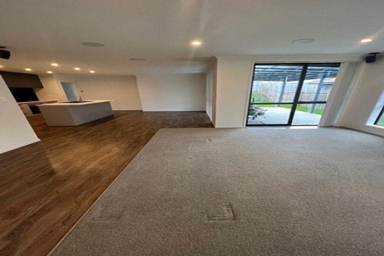 Photo of property in 60 Tawhiti Road, Pukekohe, 2120