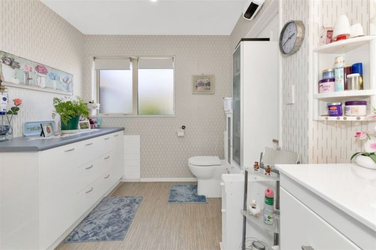 Photo of property in 3/7 Wineberry Avenue, Amberley, 7410