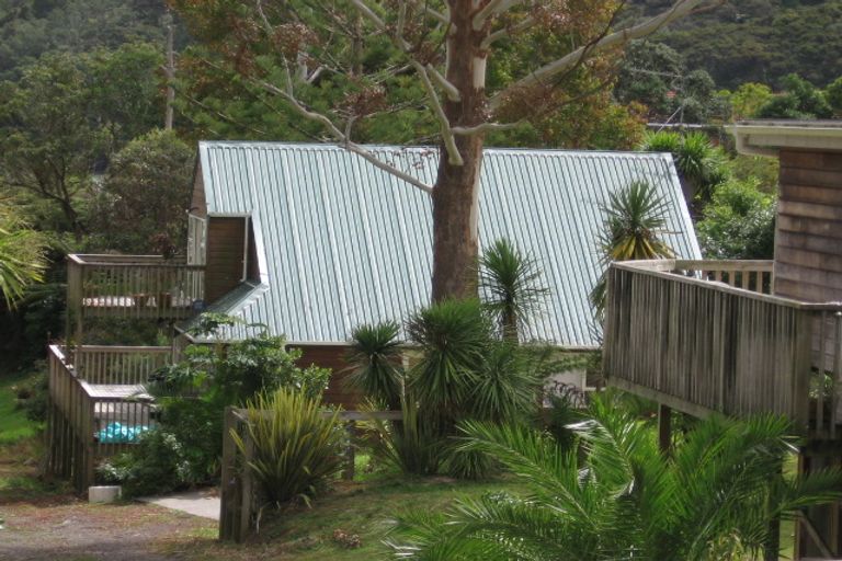 Photo of property in 1/20 Rambler Crescent, Beach Haven, Auckland, 0626