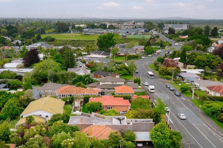 Photo of property in 17 Hillcrest Road, Hillcrest, Hamilton, 3216