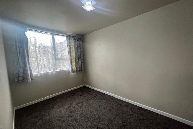 Photo of property in 53a Pleasant Road, Glen Eden, Auckland, 0602