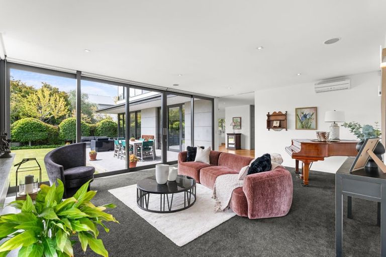 Photo of property in 129 Puriri Street, Riccarton, Christchurch, 8041