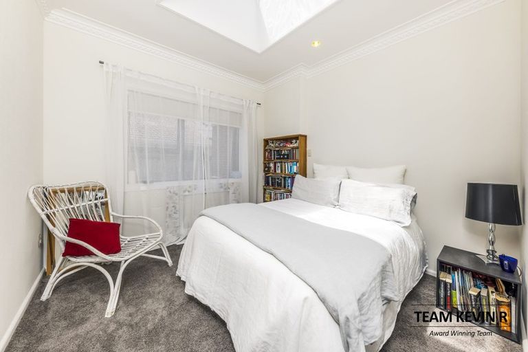 Photo of property in 15 Glen Avenue, Papatoetoe, Auckland, 2025