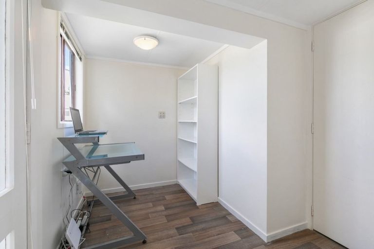 Photo of property in 1/274b Birkdale Road, Birkdale, Auckland, 0626