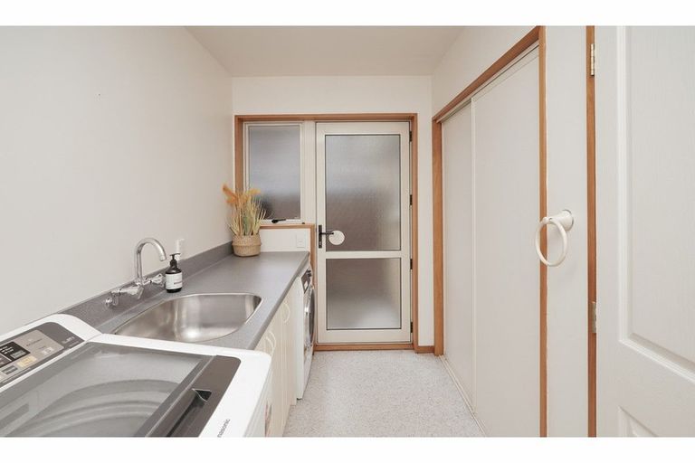 Photo of property in 12 Regency Crescent, Redwood, Christchurch, 8051