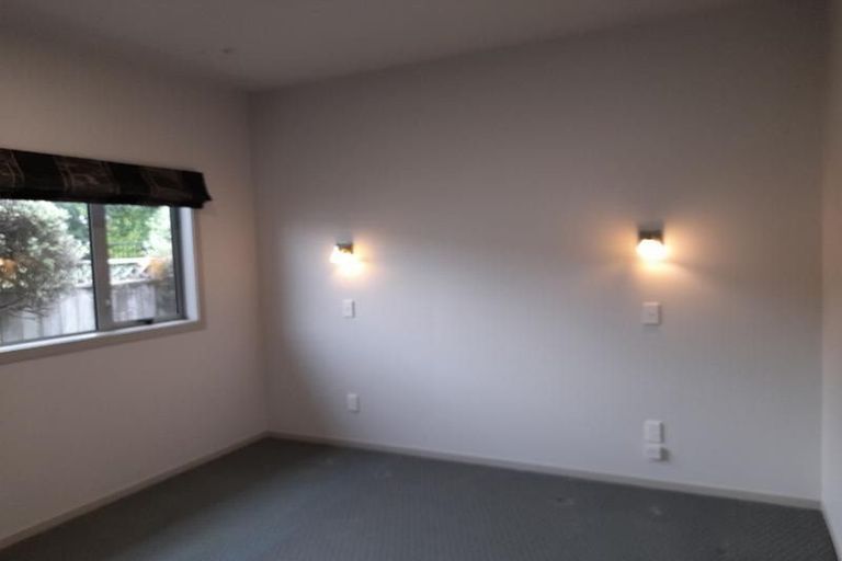 Photo of property in 23 Parata Street, Two Mile Bay, Taupo, 3330