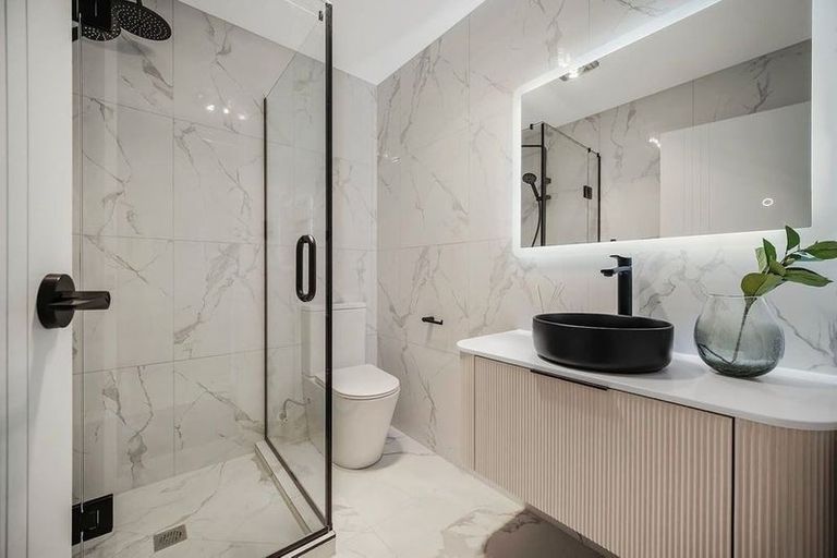 Photo of property in 4/26 Dale Crescent, Pakuranga, Auckland, 2010