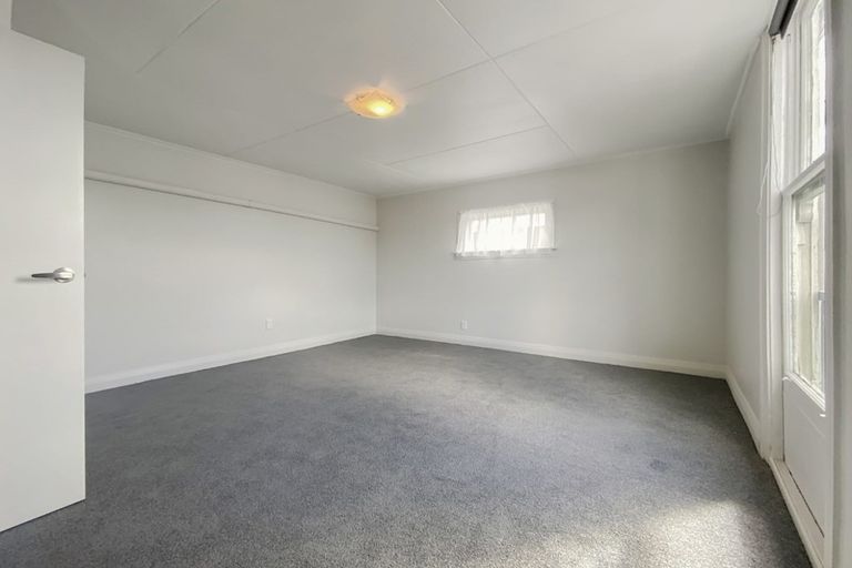 Photo of property in 60 Wilson Street, Newtown, Wellington, 6021