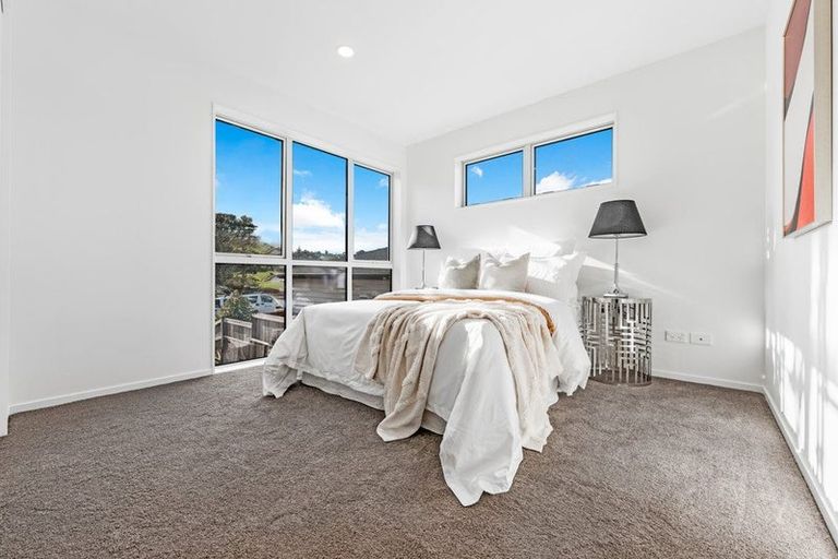 Photo of property in 6b Kaimai Avenue, Massey, 0614