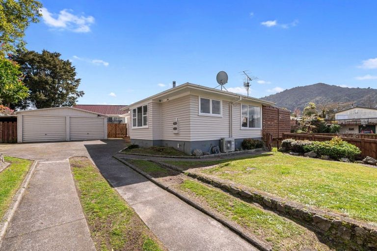 Photo of property in 1 Onyx Place, Pukehangi, Rotorua, 3015