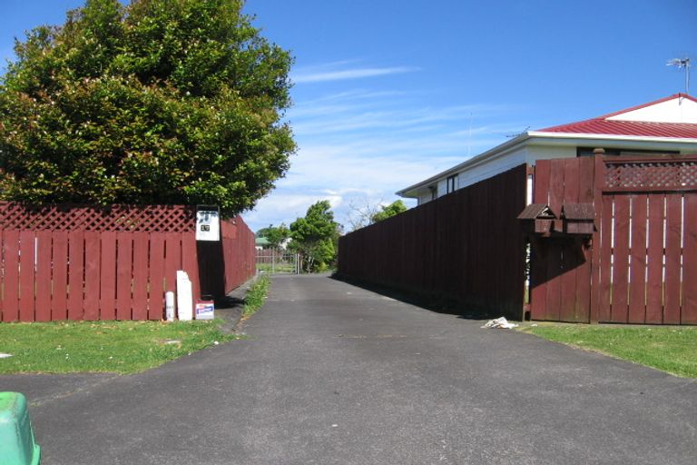 Photo of property in 1/15 Malte Brun Place, Papatoetoe, Auckland, 2025