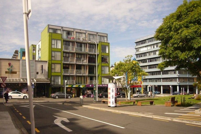 Photo of property in Dual Apartments, 108/142 Vivian Street, Te Aro, Wellington, 6011