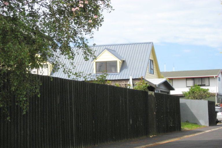 Photo of property in 12 Panckhurst Drive, Woodend, 7610