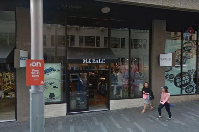 Photo of property in 18 Shortland Street, Regent, Whangarei, 0112