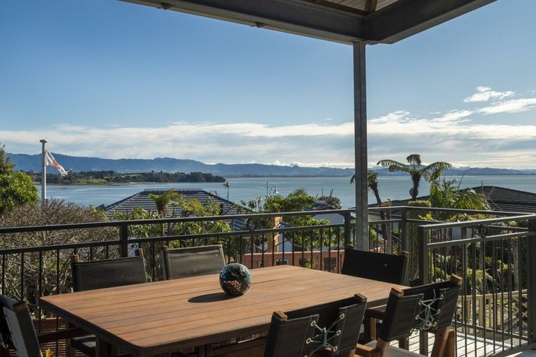 Photo of property in 11 Waterview Terrace, Omokoroa, 3114