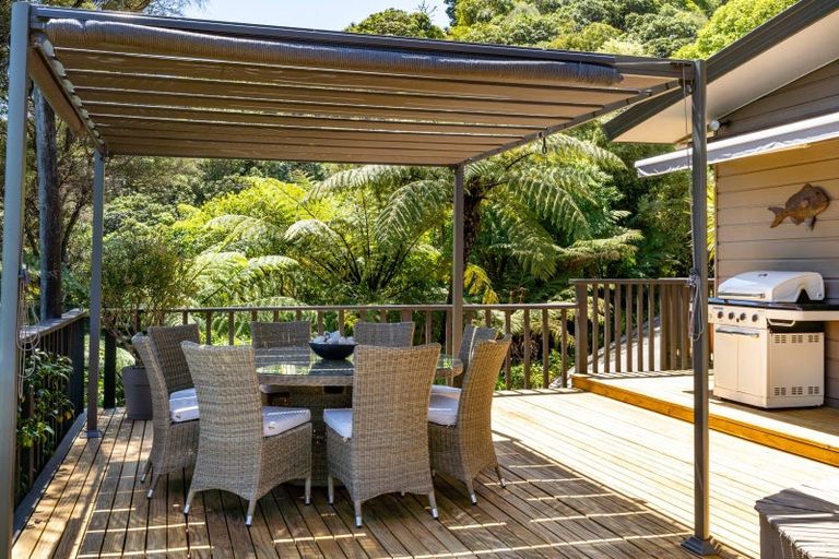 Photo of property in 253 Queen Charlotte Drive, Havelock, Picton, 7281