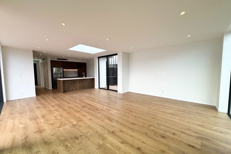 Photo of property in 2/7 Roa Road, Fendalton, Christchurch, 8041