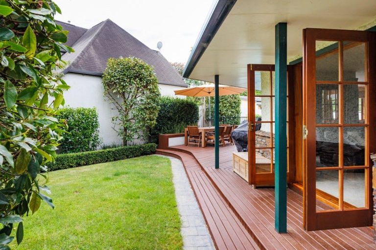 Photo of property in 111 Park Road, West End, Palmerston North, 4410